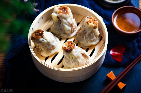 餃子皮別包餃子，這樣做用料足味道香，營養健康，比韭菜盒子好吃