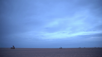 女兵，再見！女孩，加油