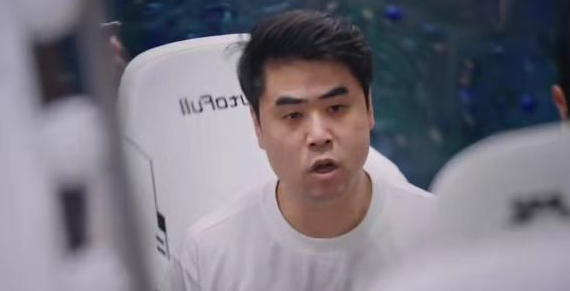 虎娘日報：公理圓弧將削 T1老闆聊續約faker