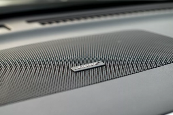 寸有所長，二手英菲尼迪Q70L的價效比堪稱降維打擊