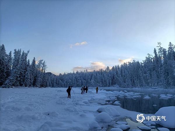 純淨之美 冬日喀納斯湖“林海雪原”仙氣十足