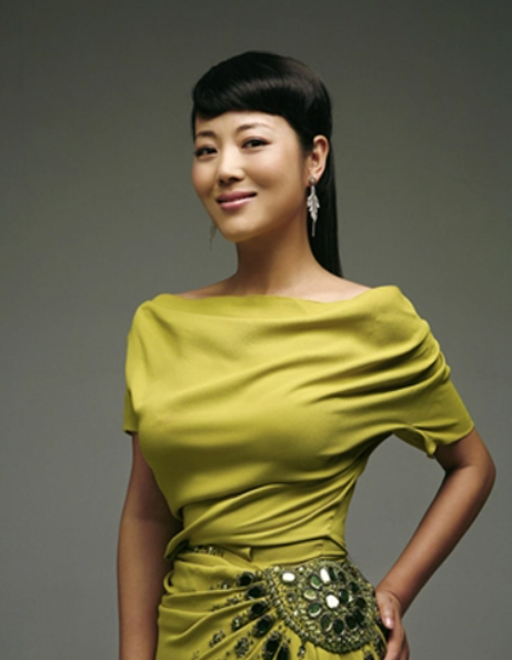 “農村一姐”王茜華：自己選的道路，咬牙也要堅持