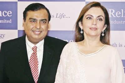 &OpenCurlyDoubleQuote;印度老佛爺&rdquo;妮塔：鼻上掛著一套房，首富丈夫845億供她隨便花