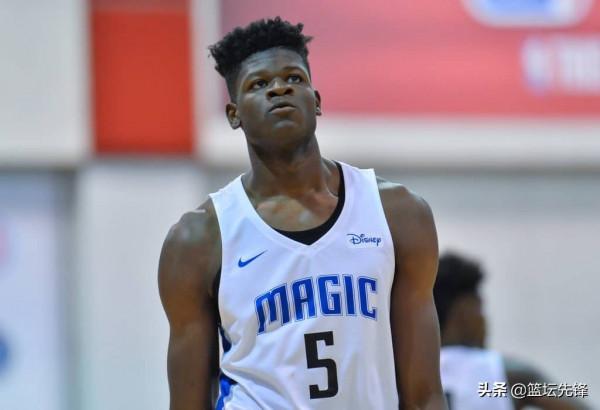 湖人魔術洽談交易!班巴降臨在即!濃眉可以徹底躺著休息了? 湖人魔術洽談交易!班巴降臨在即!濃眉可以徹底躺著休息了?