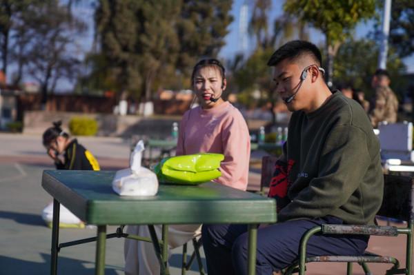 戰略支援某部通訊團：&OpenCurlyDoubleQuote;烽火&rdquo;文藝輕騎兵，新春點號行