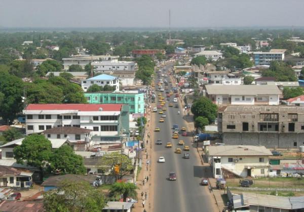 非洲殘暴獨裁者多伊，靠武力奪得政權，最後死得比薩達姆還慘
