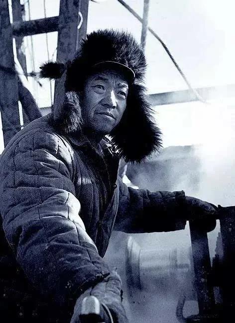 獨臂將軍當面婉拒工作調動,毛澤東一席話讓其欣然領命!為何? 獨臂將軍當面婉拒工作調動,毛澤東一席話讓其欣然領命!為何?