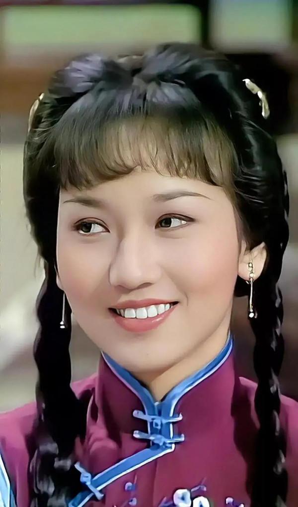 電視劇上海灘中馮程程真是太美了,非常喜歡她 電視劇上海灘中馮程程真是太美了,非常喜歡她