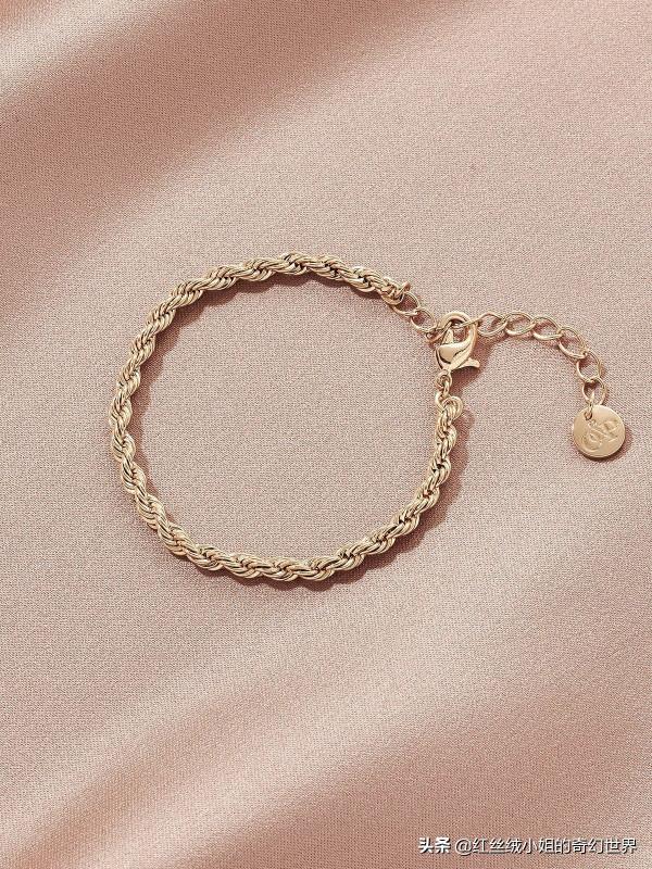 雙十一來了,先別急著買!換季衣櫥大清理,幫你節省空間又省錢 雙十一來了,先別急著買!換季衣櫥大清理,幫你節省空間又省錢