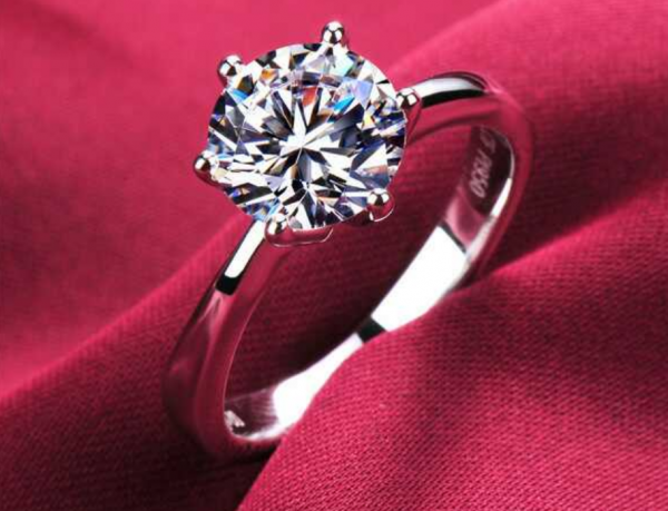 從“垃圾元素”到“愛情金屬”，“鉑”是怎麼鹹魚翻身的？