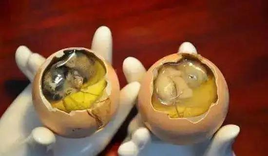 中國各地的十大“黑暗料理”，你吃過幾種？