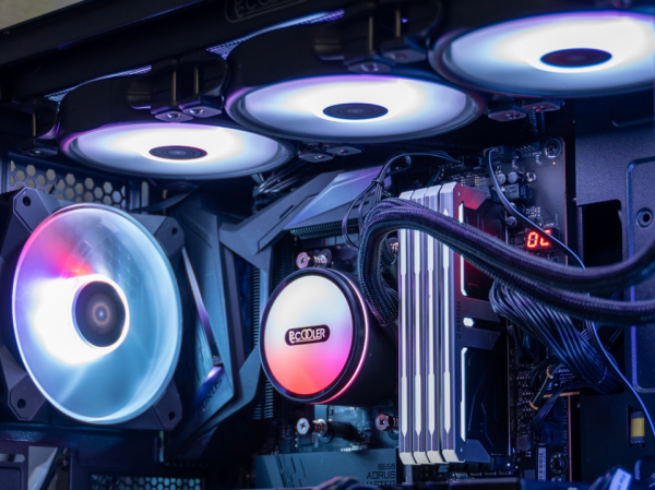 懶癌玩家的書房，小電競桌面改造雜談