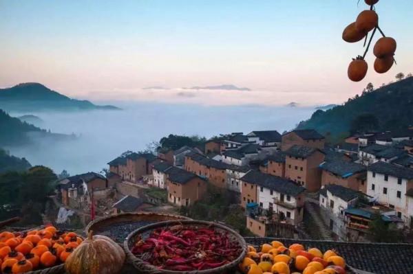 這些“雲端上”的古村落,正過著神仙般的日子,沿途就像走在畫裡 這些“雲端上”的古村落,正過著神仙般的日子,沿途就像走在畫裡