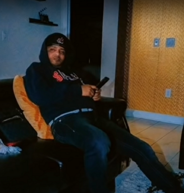 38歲男星何塞墜機身亡!一家三口遇難兒子僅4歲,同機9人無一生還 38歲男星何塞墜機身亡!一家三口遇難兒子僅4歲,同機9人無一生還