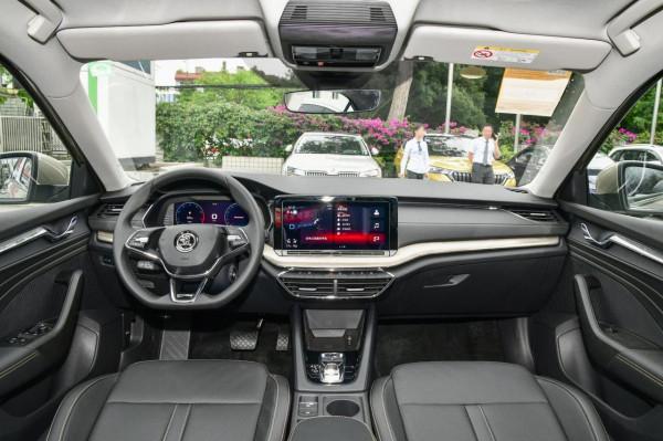 斯柯達明銳PRO,換代後年輕運動,黃金動力組合,後尾箱掀背設計 斯柯達明銳PRO,換代後年輕運動,黃金動力組合,後尾箱掀背設計