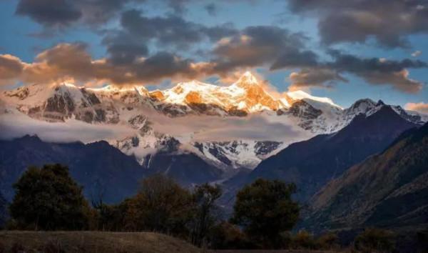 神奇的大自然之絕美山峰！世界最美十大山峰