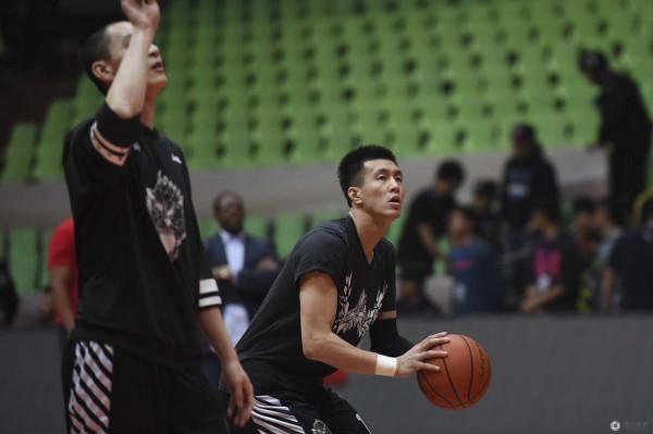 卸磨殺驢？後衛線人才濟濟，遼寧隊管理層或將送走劉志軒