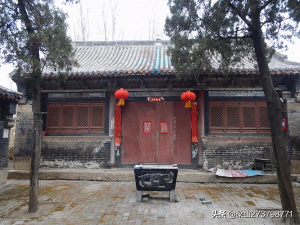 六百多年的古戲臺 六百多年的古戲臺