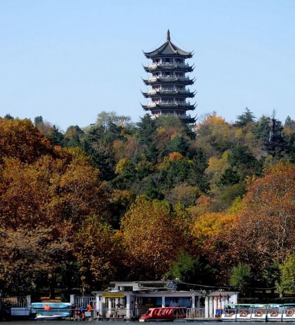 小雪日是誰打翻了大自然的調色盤讓張公湖初冬如此動人