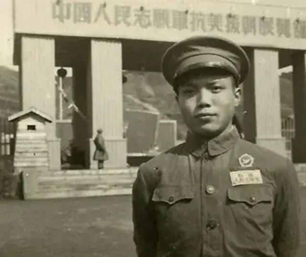 87歲志願軍老戰士回憶:當年差點被敵機打死,靠美軍戰俘秘訣得救 87歲志願軍老戰士回憶:當年差點被敵機打死,靠美軍戰俘秘訣得救