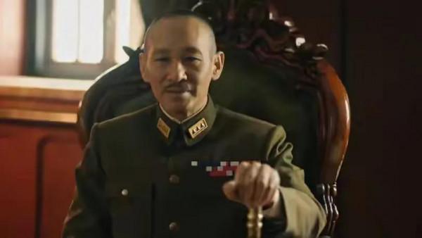 趙恆多、孫飛虎、馬曉偉、王勁松，難分伯仲的四位飾演蔣介石演員