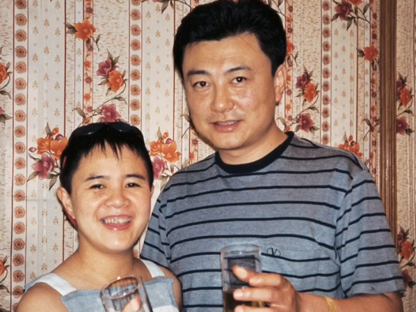 &quot;國臉&quot;王寧的愛情史，一眼定情劉純燕，不被看好的婚姻卻恩愛33年