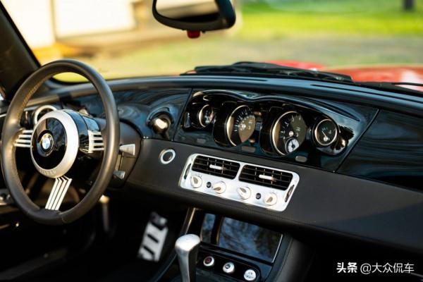 稀有的經典,誰會不想擁有這臺寶馬Z8呢? 稀有的經典,誰會不想擁有這臺寶馬Z8呢?