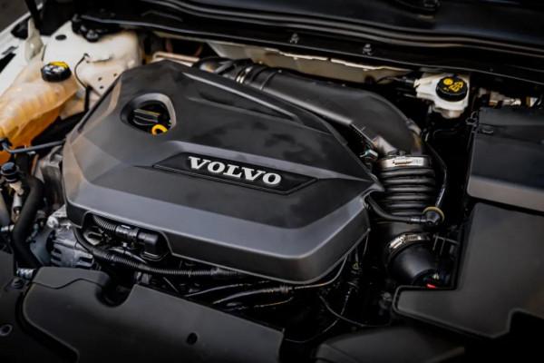 我淘了臺10萬塊的沃爾沃,還送輛普拉多? 我淘了臺10萬塊的沃爾沃,還送輛普拉多?