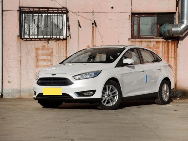 2017款福克斯中控顯示屏黑屏怎麼處理？