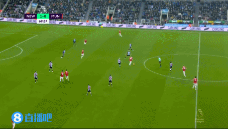 替補登場的卡瓦尼在紐卡禁區內觸球4次 多於曼聯其他球員