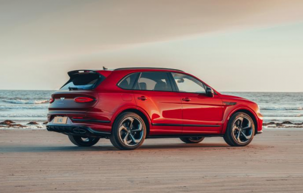 外觀大氣,9天后亮相中國市場!賓利添越S最新資訊曝光 外觀大氣,9天后亮相中國市場!賓利添越S最新資訊曝光