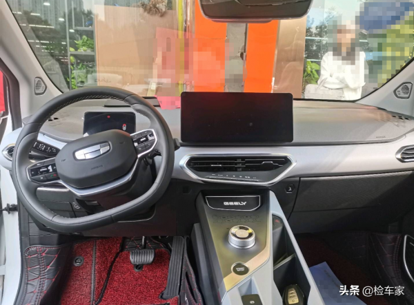 車商不敢收，車主很心痛！上牌四個月的吉利幾何C掉價好幾萬