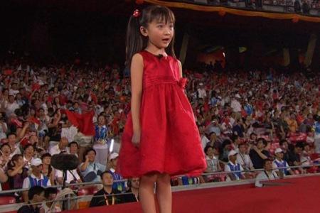 8位登上春晚的童星，最大15歲，最小3歲，有人8歲就去世