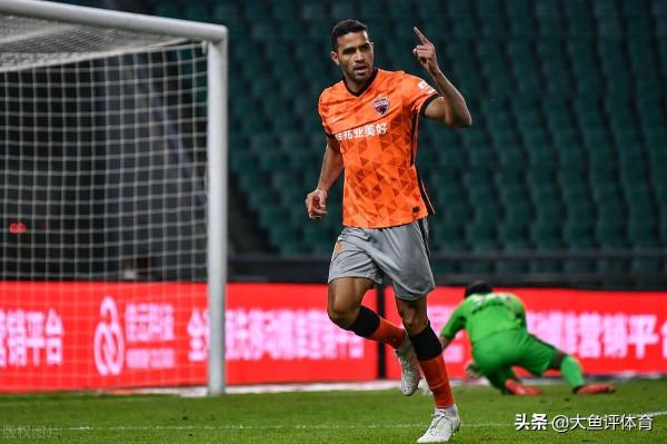 中超第十七輪最佳陣容：孫準浩一傳一射助山東泰山贏得天王山之戰