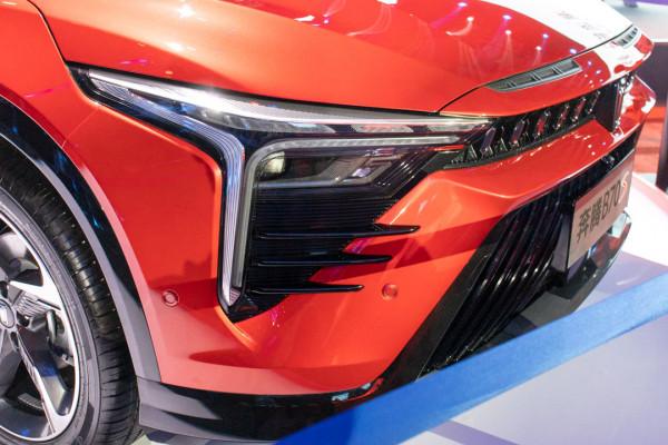 一汽奔騰旗下首款SUV——奔騰B70S正式亮相 一汽奔騰旗下首款SUV——奔騰B70S正式亮相