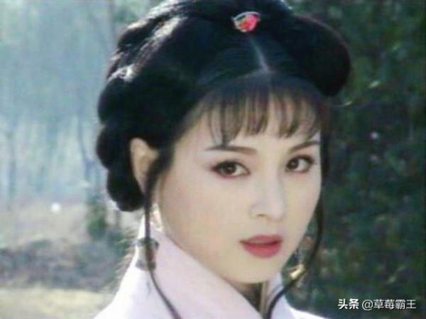 漢宮美人別硬演，這麼多年看下來，也就這8位稱得上“豔光四射”