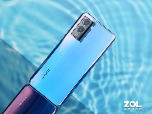 6000mAh大電池超長待機35天，vivo Y55s圖賞