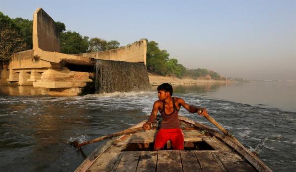 恆河牌礦泉水開售,10萬瓶1小時內被搶光?恆河水到底有多髒? 恆河牌礦泉水開售,10萬瓶1小時內被搶光?恆河水到底有多髒?