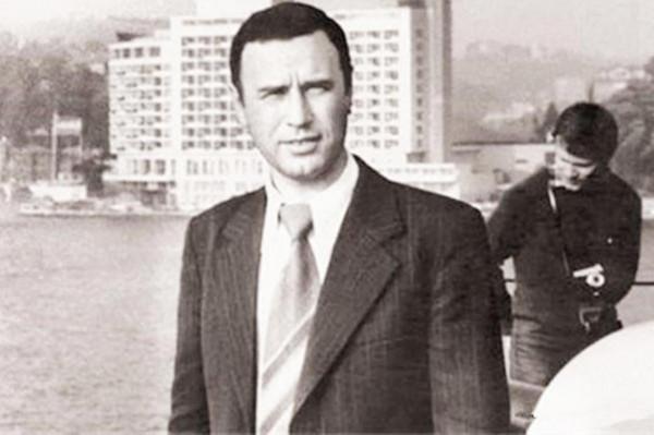 “航母之父”巴比奇，拒美高薪來華，為我國航母事業奉獻終身