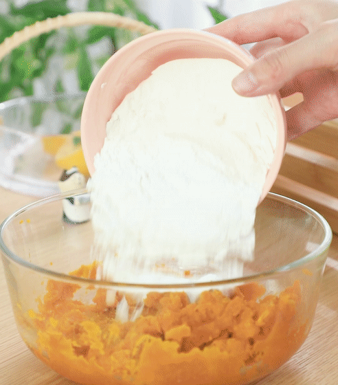 1塊南瓜，1杯奶，無水無油，簡單這樣做，寶寶搶著吃