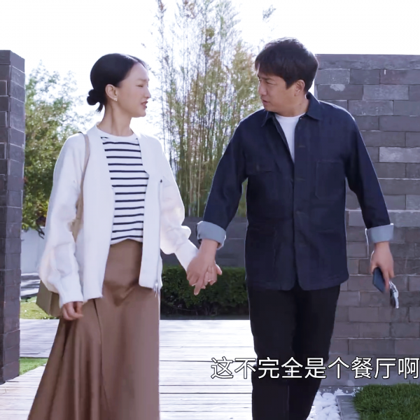 超全!我把周迅在《小敏家》裡的穿搭都扒出來了,還採訪了她的造型師 超全!我把周迅在《小敏家》裡的穿搭都扒出來了,還採訪了她的造型師