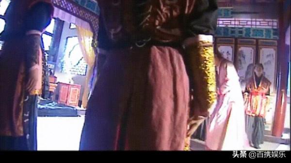 以《少年包青天1》為例,以前老劇的服道化真的都好真實哦 以《少年包青天1》為例,以前老劇的服道化真的都好真實哦