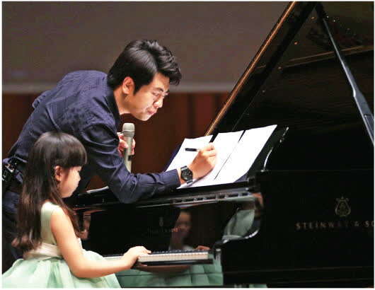 郎朗:成功不是大風颳來的 郎朗:成功不是大風颳來的