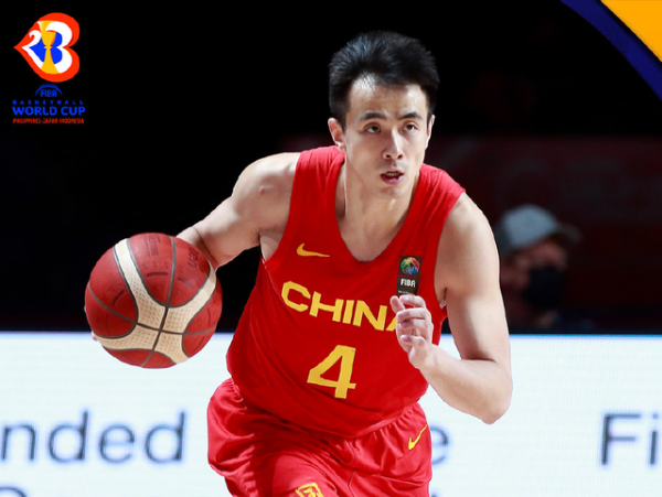 中國男籃未來五年陣容,周琦搭檔小姚明,三號線斷層成最大問題 中國男籃未來五年陣容,周琦搭檔小姚明,三號線斷層成最大問題