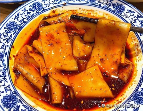 逛超市時，遇到這5款速食別錯過，香辣美味又實惠，關鍵還解饞