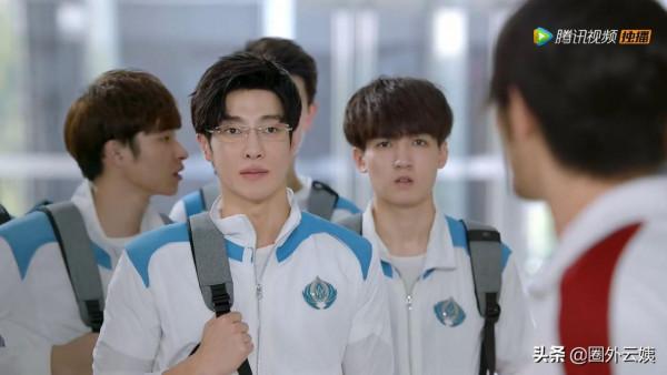 《全職高手》播出兩年，藍雨大神綜藝出圈，只有&OpenCurlyDoubleQuote;葉修&rdquo;還打遊戲