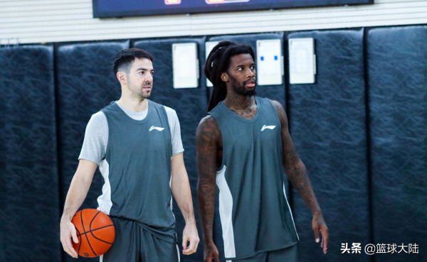 CCTV5+直播！遼寧三大國手復出，楊鳴派出最強陣容，再輸就丟榜首