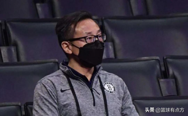 只要沒死人,比賽繼續打,肖華這招真是狠啊 只要沒死人,比賽繼續打,肖華這招真是狠啊