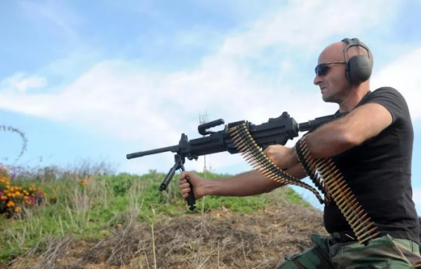 韓國F-5墜毀現場畫面曝光,飛行員遺體留在飛機內丨圖說軍事 韓國F-5墜毀現場畫面曝光,飛行員遺體留在飛機內丨圖說軍事