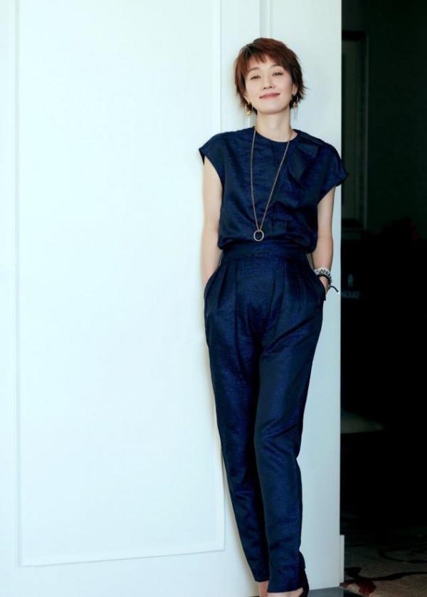 看了穿連體褲的馬伊琍才知道,原來紅毯上不穿禮服,也可以很時尚 看了穿連體褲的馬伊琍才知道,原來紅毯上不穿禮服,也可以很時尚